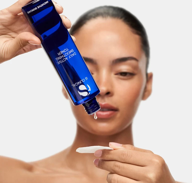 iS Clinical Daily Active Smoothing Toner