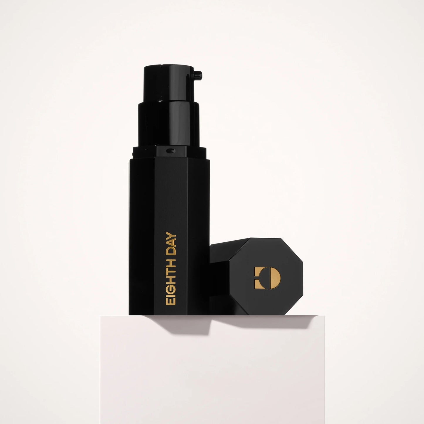 Eighth Day The Eye Renewal Cream