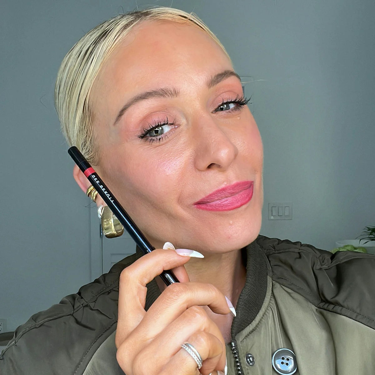 Gee Beauty Creamy Lip Define Pencil
