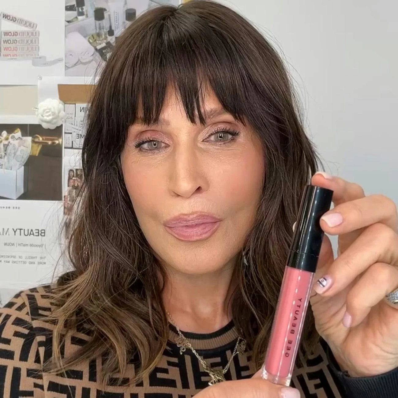 Gee Beauty Nourishing Lip Gloss