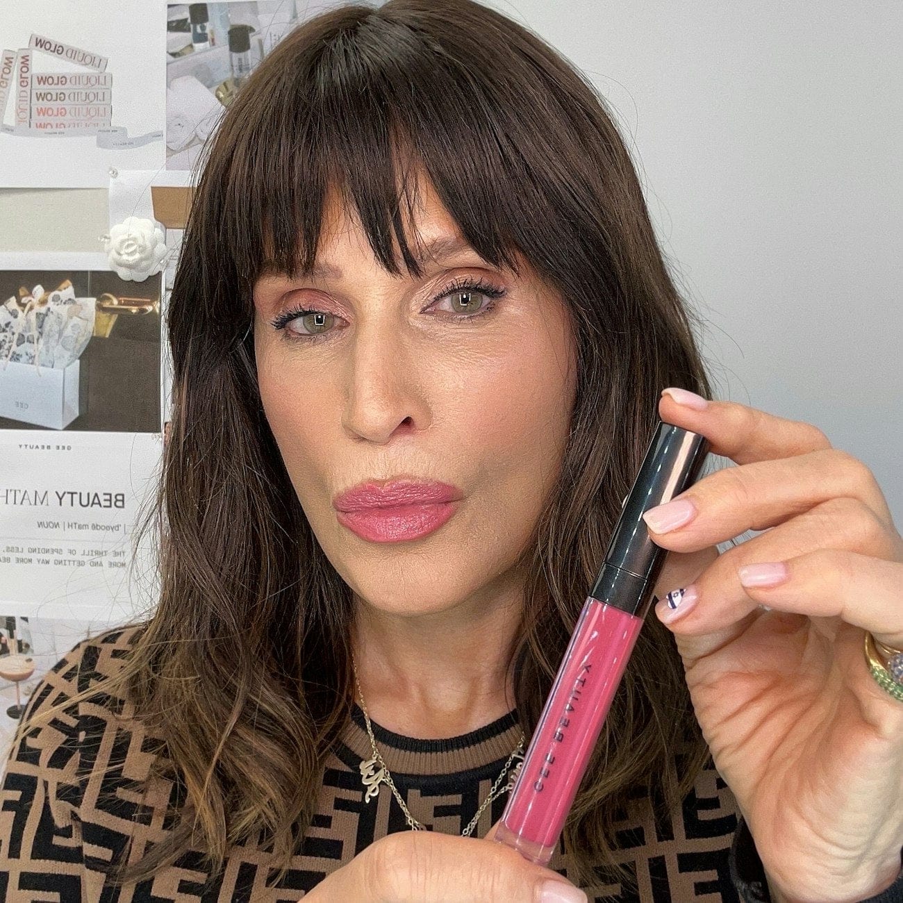 Gee Beauty Nourishing Lip Gloss