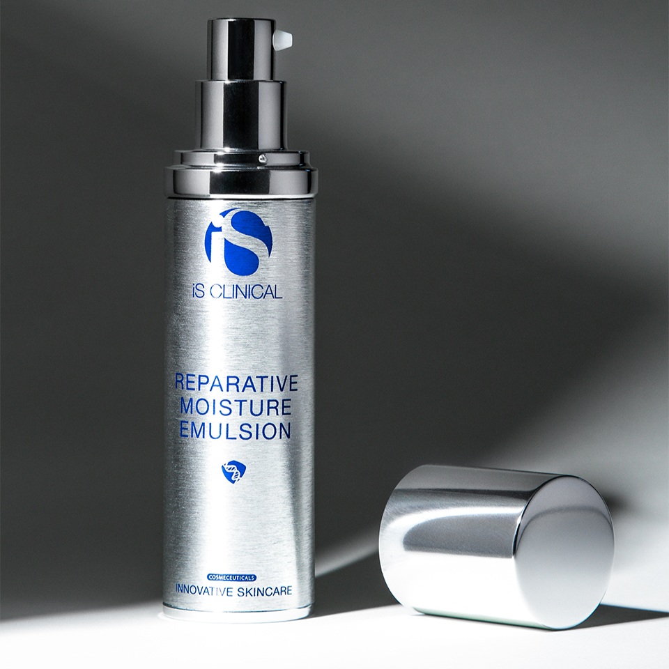 iS Clinical Reparative Moisture Emulsion Face Moisturizers iS Clinical