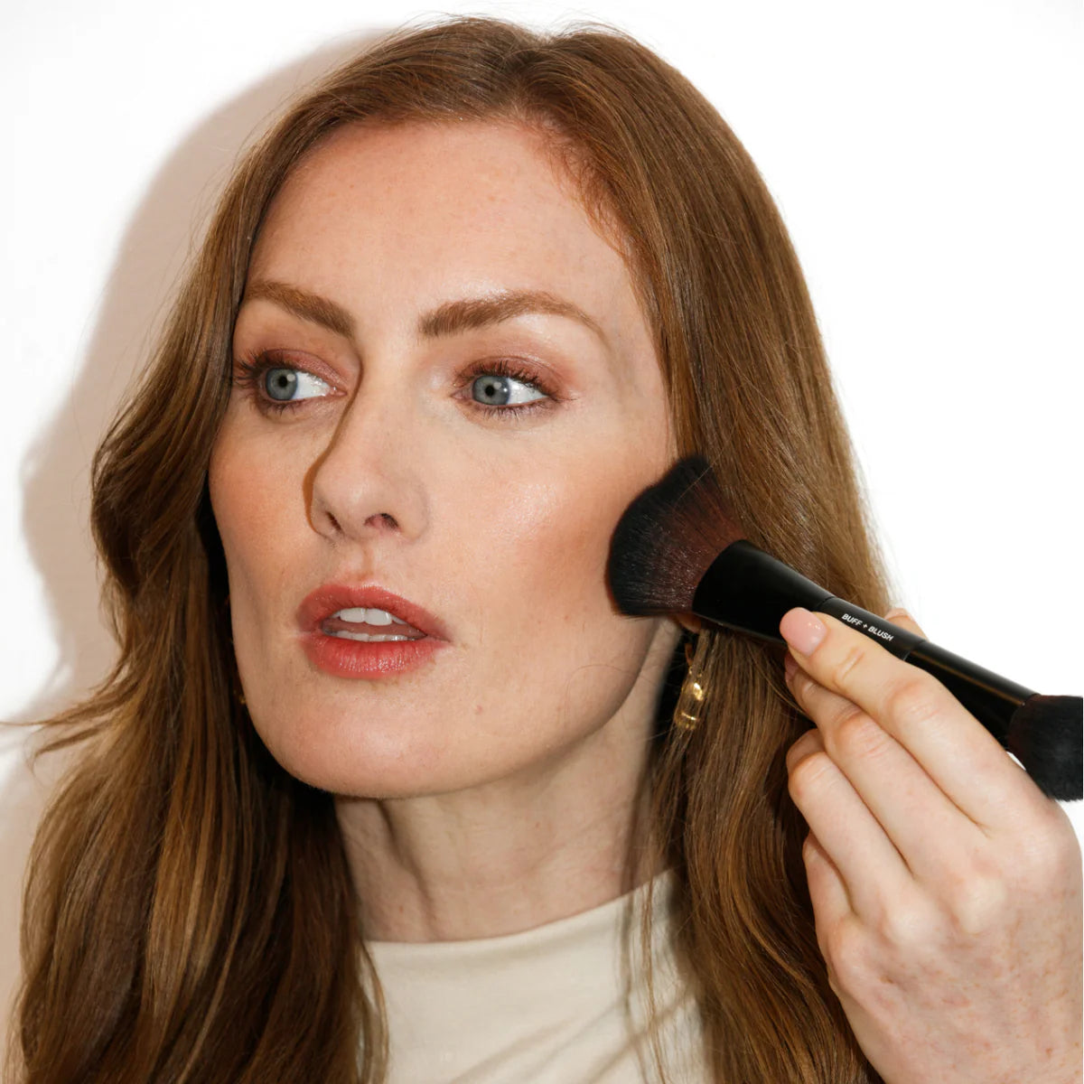 Gee Beauty Baked Bronzing Powder